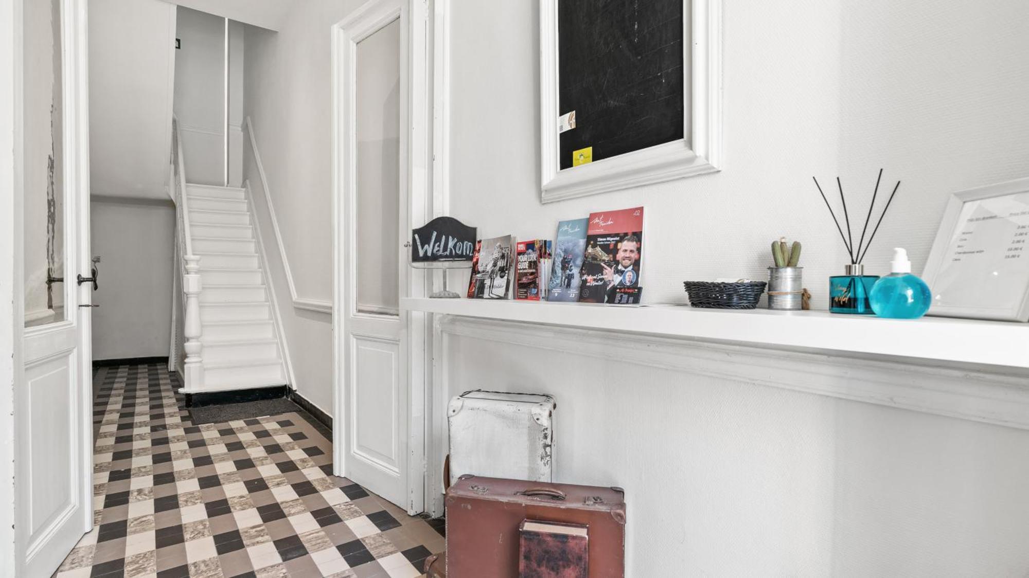 B&B Leopold & Appartementen Sint-Truiden Exterior photo